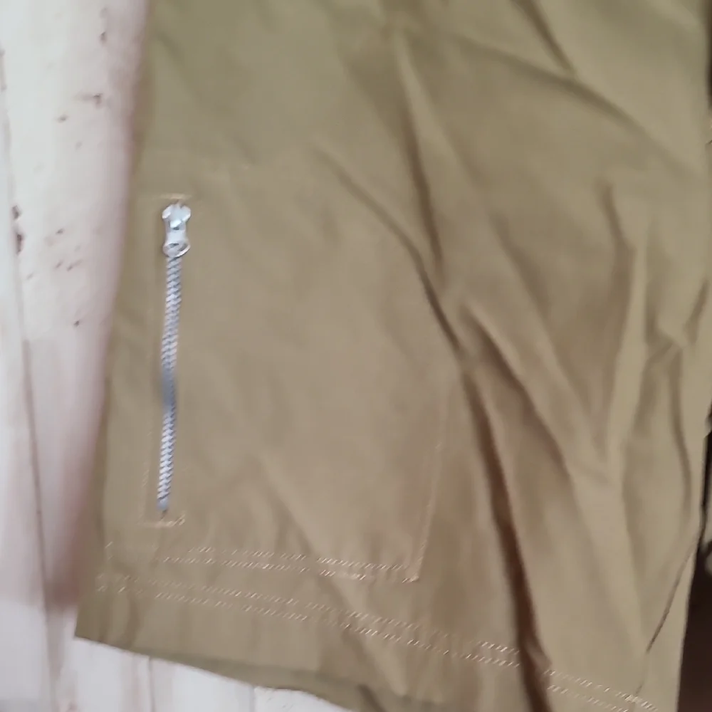 Olive Women's Shorts with Zip Pocket